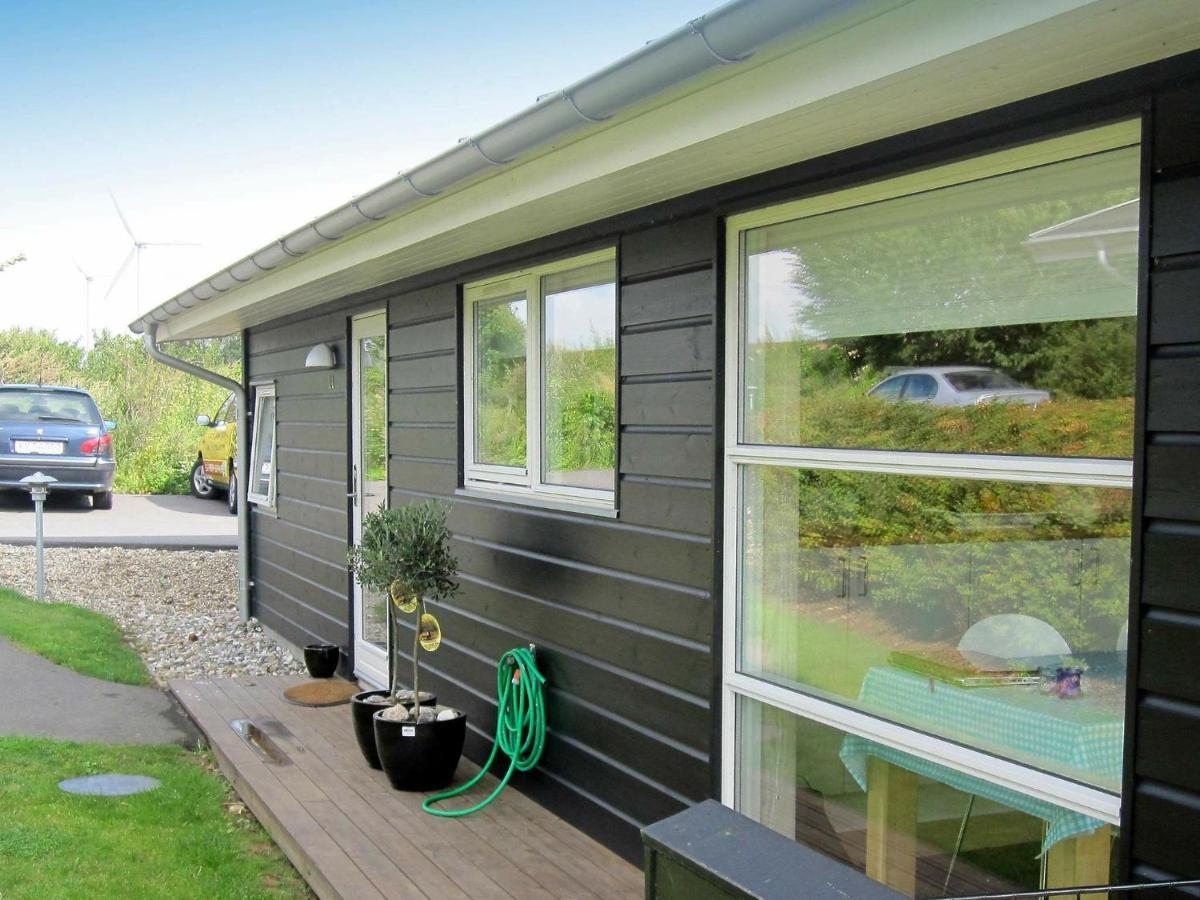 6 Person Holiday Home In Tranek R Faebaek Екстер'єр фото