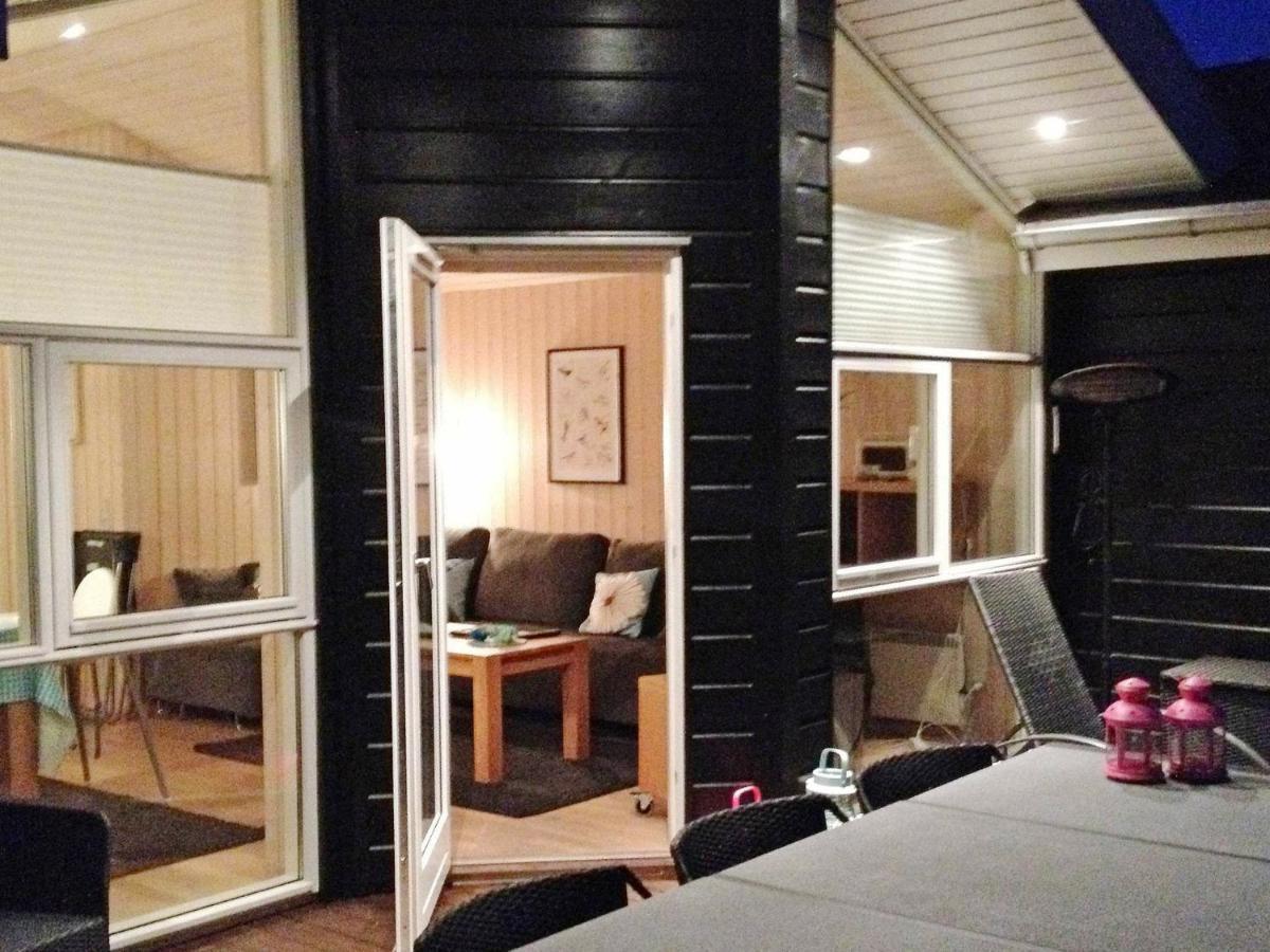 6 Person Holiday Home In Tranek R Faebaek Екстер'єр фото